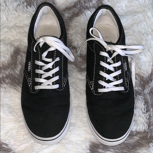 vans womens era shoes